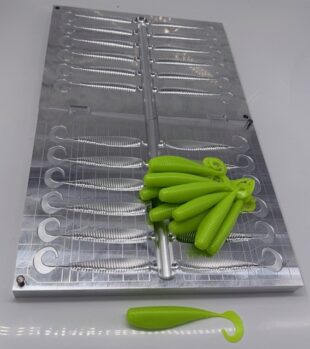 5" Stroller Curly Tail 12 Cavity Mold